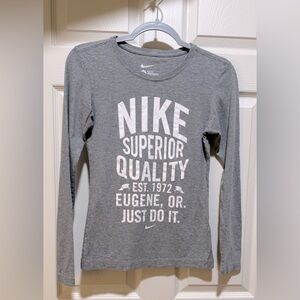 Nike Long Sleeve Tee - Size Small | Color: Grey